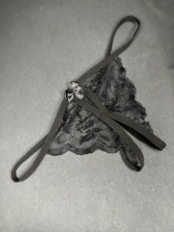 Lingerie sexy en dentelle noire – Image 4